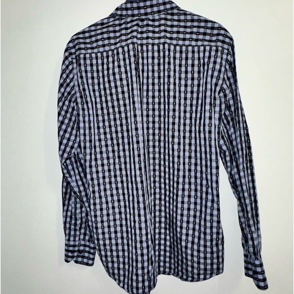 Bugatchi Shaped Fit Flip Cuff Button Shirt size XL - Picture 10 of 10